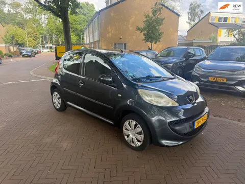 Peugeot 107 AUTOMAAT / Airco / 92.000 km / Leuke auto