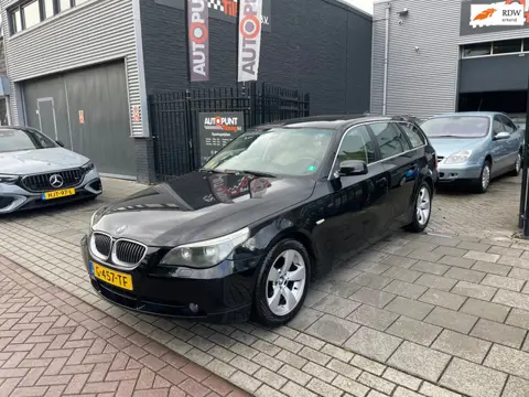 BMW 5-serie Touring 530d Executive Airco Navi PDC NAP APK
