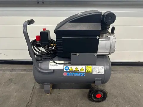 Airmec Fiac BXA 25200 Elektrische Zuigercompressor 2 PK 150 L / min 8 Bar