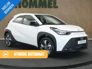 Toyota Aygo X Hybrid 115 Pulse - NIEUW MODEL - KEYLESS START - STOEL VERWARMING - DRAADLOZE TELEFOON