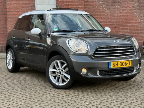 Mini Countryman 1.6 Cooper Salt | AUTOMAAT | PANO | LEDER |