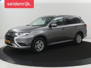 Mitsubishi Outlander 2.4 PHEV Pure | SOH 71% | Camera | Stoelverwarming | Trekhaak |