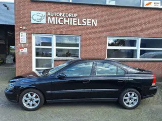 Volvo S60 2.4 Dynamic Edition . 120000KM