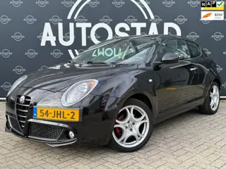 Alfa Romeo MiTo 1.4 T Distinctive NL-Auto / 2e Eigenaar / NAP / APK / Airco / Navi