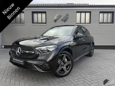 Mercedes-Benz GLC-klasse 300e 4MATIC AMG|Luchtvering|Pano|Trekhaak|Aasbes|