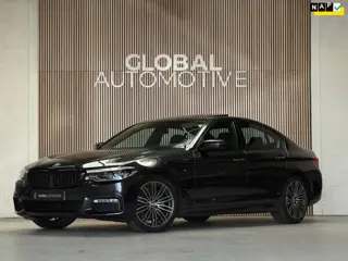BMW 5-serie 530i High Executive - M SPORT - LEDEREN DASHBOARD - SCHUIFDAK - 19 INCH - NAPPA LEER - D