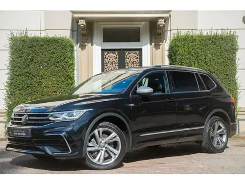 Volkswagen Tiguan Allspace 2.0 TSI R-Line Business 7p. TREKHAAK | HEAD UP | CARPLAY | CAMERA | 1E EI