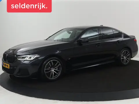 BMW 5-serie 520i M-Sport | Leder | Stoelverwarming | Cruise control |  Camera | Park assist | Naviga