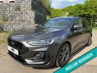 Ford Focus Wagon 1.0 EcoBoost Hybrid ST Line X CarPlay Virtual Driver Assistance Pack