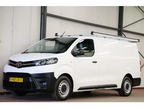 Toyota PROACE Worker 2.0 D-4D LANG L3H1 IMPERIAAL 2500KG TREKHAAK