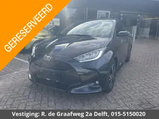 Toyota Yaris 1.5 Hybrid 115 Dynamic Luxury | Stuur- & Stoelverwarming | Parkeersensoren | Adaptieve 