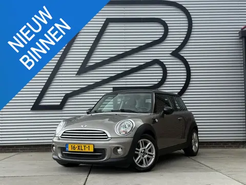 MINI 3-Deurs 1.6 Cooper Chili Clima|Cruise|Elek ramen|Lm velgen|N.A.P|APK tot 04-2027