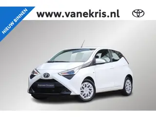 Toyota Aygo 1.0 VVT-i x-play, parkeercamera