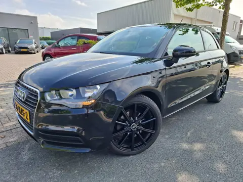 Audi A1 1.4 TFSI Attraction Pro Line AIRCO/CRUISE/18INCH!
