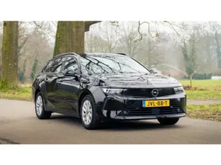 Opel ASTRA SPORTS TOURER 1.2 Business Edition
