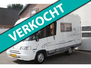 Fiat 230 Garantie, 4 persoons, Camera, Luifel, Boven Slaper, Eind Keuken.