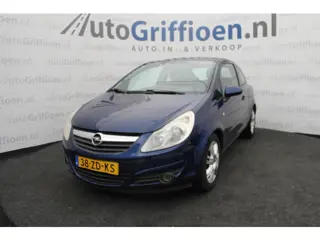 Opel Corsa 1.4-16V Enjoy prima 3-deurs met roestplek