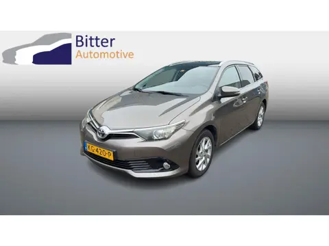 Toyota Auris Touring Sports 1.2T Trend Facelift Panoramadak |Volledig Toyota Dealer Onderhouden