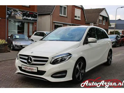 Mercedes-Benz B-klasse 180 Blue Efficiency Ambition LED, Navi, Half Leer, Garantie!