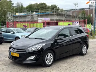 Hyundai I30 Wagon 1.6 GDI i-Motion Plus|EXPORT OF HANDEL