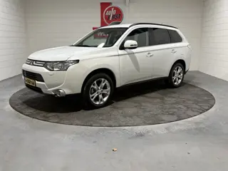 Mitsubishi Outlander 2.0 Intense+, Automaat, 7 persoons, Clima, Cruise, Trekhaak, Camera, Dealer o.h