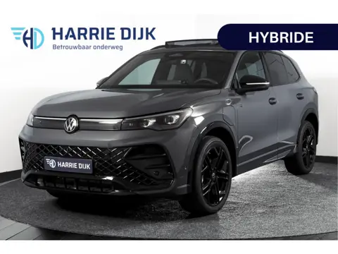 Volkswagen Tiguan 1.5 eHybrid 272PK R-Line Edition | Black Style | 15 inch Navi | Elek. Trekhaak | I