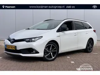 Toyota Auris 1.8 Hybrid Executive / Bluetooth / Camera / Parkeersensoren / Navigatie /