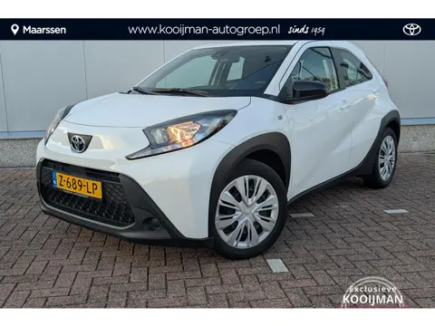 Toyota Aygo X 1.0 VVT-i MT Play / Apple CarPlay/Android Auto / Camera achter / Groot scherm /