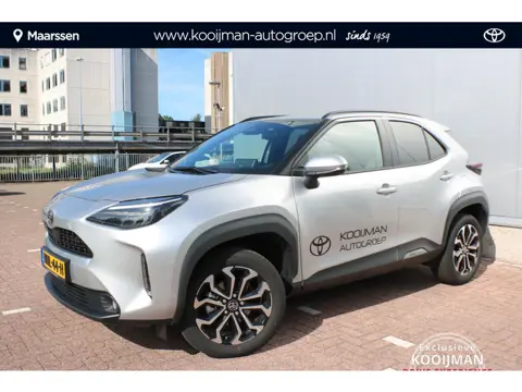 Toyota Yaris Cross 1.5 Hybrid 115 First Edition Automaat / BSM / Parkeersensoren / Apple Carplay/And