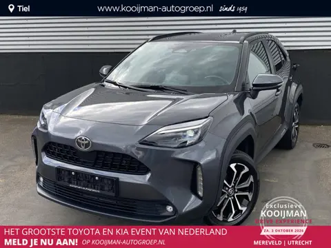 Toyota Yaris Cross 1.5 Hybrid 115 First Edition parkeersensoren Voor- & Achter, achteruitrij camera,