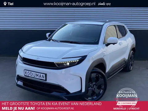 Toyota Urban Cruiser Executive 61 kWh Nieuw! uit voorraad leverbaar inclusief 2500,- inruilpremie  P