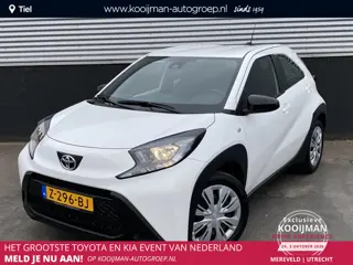 Toyota Aygo X 1.0 VVT-i MT Play Nette auto, zeer lage KM stand, navigatie Apple CarPlay/Android Auto