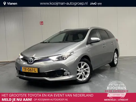 Toyota Auris Touring Sports 1.8 Hybrid Executive
