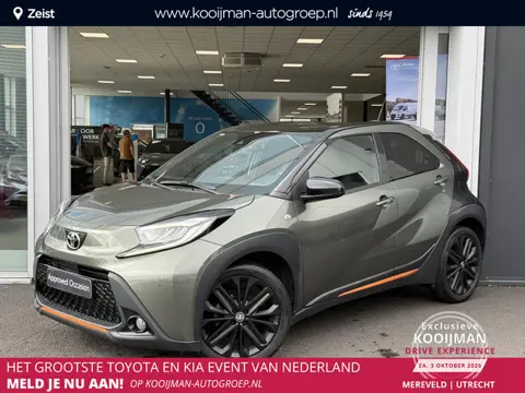 Toyota Aygo X 1.0 VVT-i S-CVT Limited | Stoelverwarming | Achteruitrijcamera | Climate Control