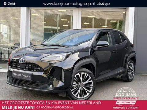 Toyota Yaris Cross 1.5 Hybrid Executive 18 inch | Panoramadak | Half leder | Parkeersensoren rondom