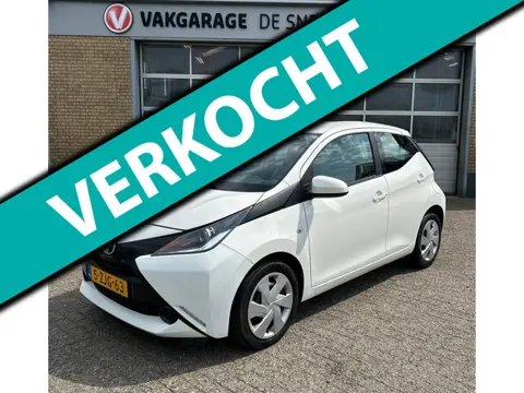 Toyota Aygo 1.0 VVT-i x-play