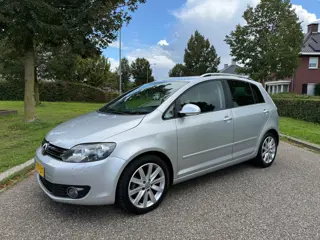 Volkswagen Golf Plus 1.4 TSI Highline met een gereviseerde automaat bak en nieuwe mechatronic