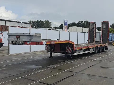 NOOTEBOOM MCOS-48-03 3 ASSEN GEDWONGEN GESTUURD, 3X HYDRAULIC STEERING, HYDRAULIC RAMPS
