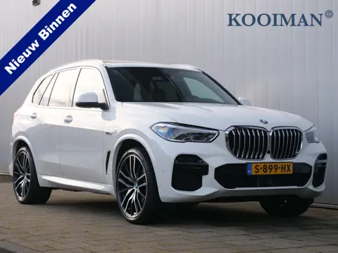 BMW X5 xDrive45e High Executive 394 Pk Automaat Navi / DAB / Apple Carplay / Leer / Trekhaak / Pano-