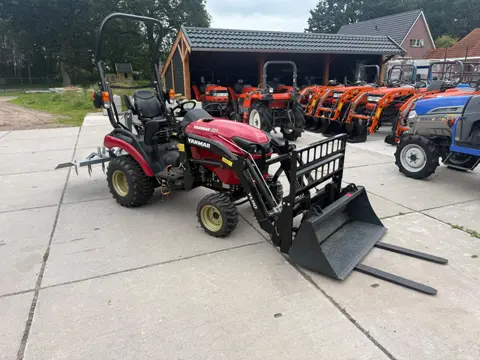 Yanmar SA221 Met voorlader (bj 2026)