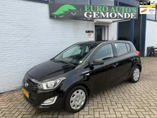 Hyundai I20 1.2i Business Edition JAAR APK BIJ LEVERING