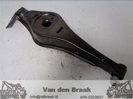 Audi A3 2003-2008 Draagarm onderzijde achter