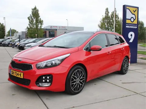 Kia cee'd Sportswagon 1.0 T-GDi GT-Line Edition Camera-Carplay, Trekhaak, Stoel- & Stuurvw. Zomeract