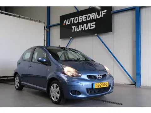 Toyota Aygo 1.0-12V Access 5 deurs - Airco.