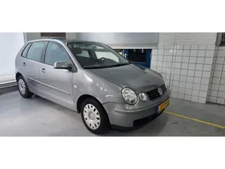 Volkswagen Polo 1.4-16V Athene