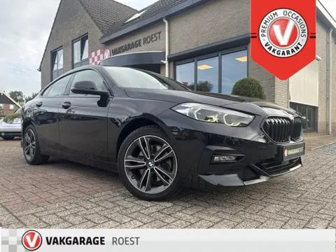 BMW 2 Serie Gran Coupé 218i Executive Edition Automaat Panoramadak / Carplay / Camera