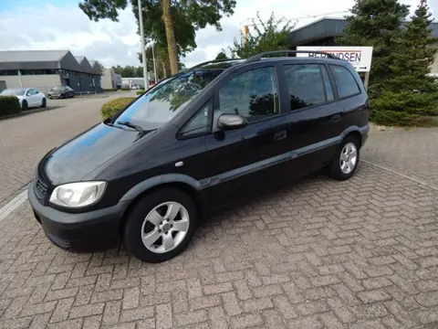 Opel Zafira 1.6-16V Comfort 7 PERSOONS !