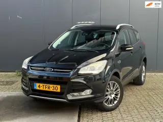 Ford Kuga 1.6 Titanium Leder Clima Cruise Stoelverw PDC Trekhaak