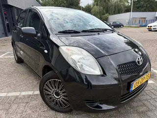 Toyota Yaris 1.0 VVTi + | NAP | APK | AIRCO |