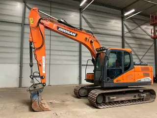 Doosan DX 140 LC-7 (bj 2022)